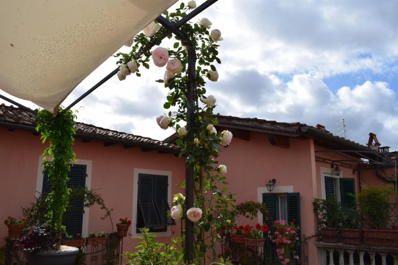 Apartamento Il Carmine Charme & Terrace With Ac Lucca Exterior foto